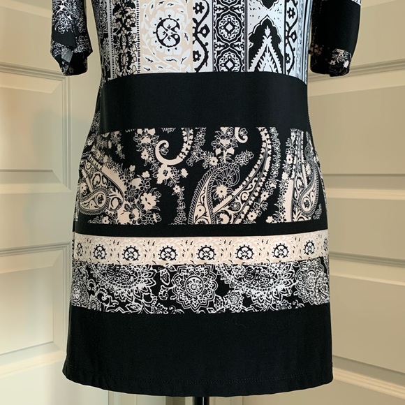 CLEO WOMEN’S V-NECK TOP w/ OFF THE SHOULDER SLEEVES - Picture 11 of 16